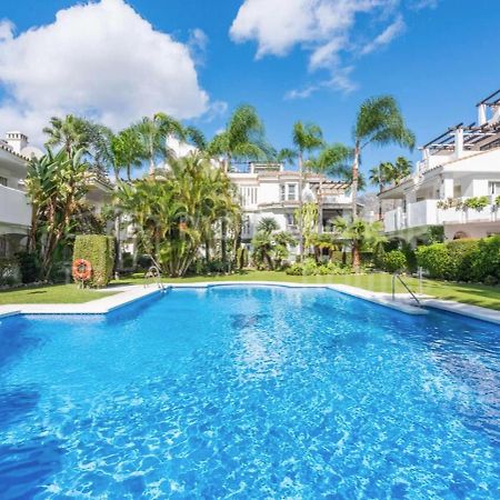 فيلا 4 Bed House With Pool Walk To Puerto Banus Fast Internet ماربيا المظهر الخارجي الصورة