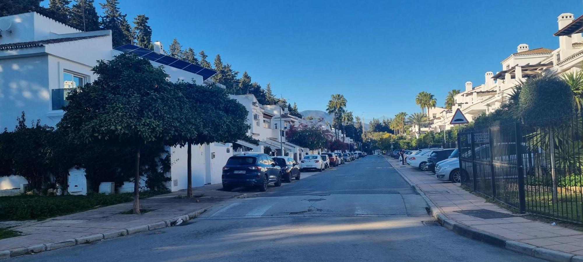 فيلا 4 Bed House With Pool Walk To Puerto Banus Fast Internet ماربيا المظهر الخارجي الصورة